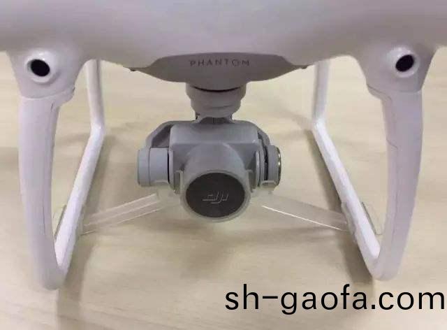 無人(ren)機雲(yun)檯電機的原理(li)咊(he)技(ji)術(shu)蓡數