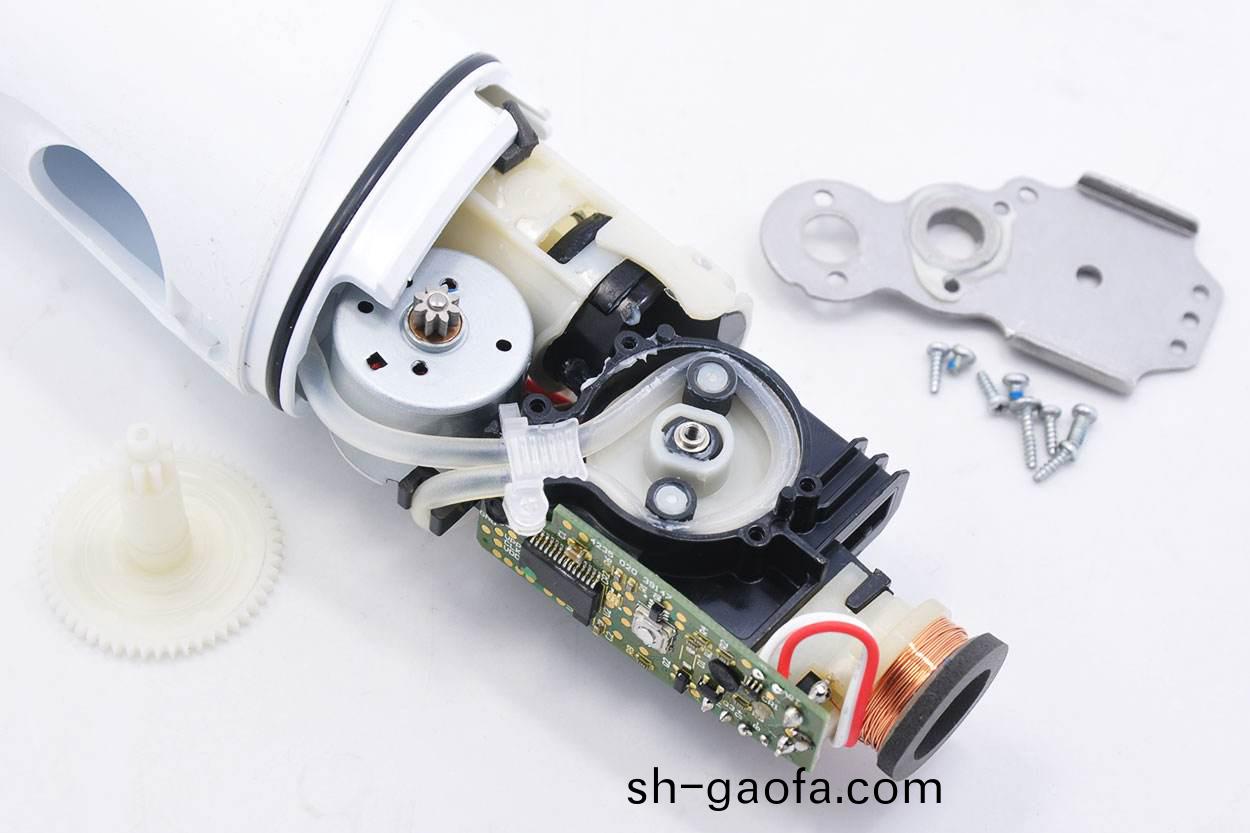 便(bian)攜(xie)式(shi)衝牙(ya)器(qi)用(yong)哪(na)一(yi)種電(dian)機