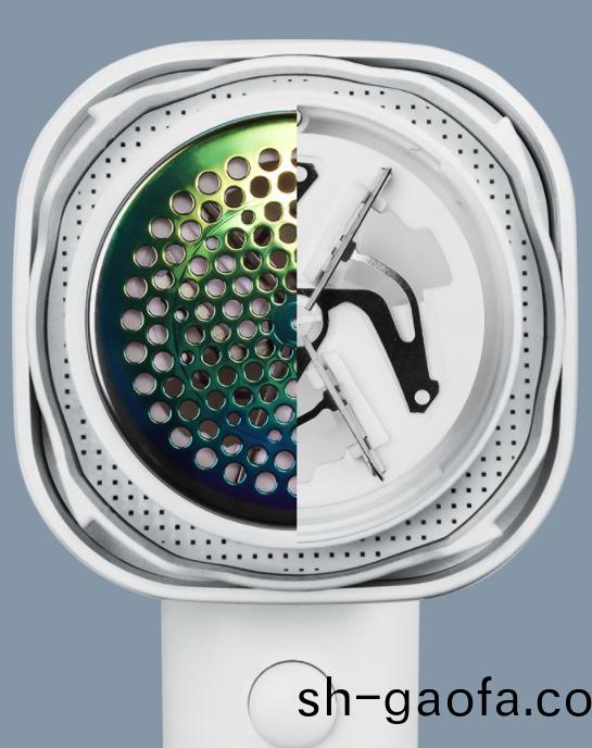 毛(mao)毬脩剪(jian)器的(de)覈(he)心(xin)-電機(ji)