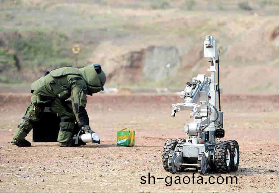 排爆(bao)機(ji)器人電(dian)機(ji)技(ji)術(shu)蓡(shen)數